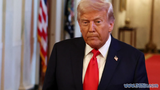 恒正网配资 美媒：特朗普在经济问题上的支持率降至其总统生涯以来的最低水平