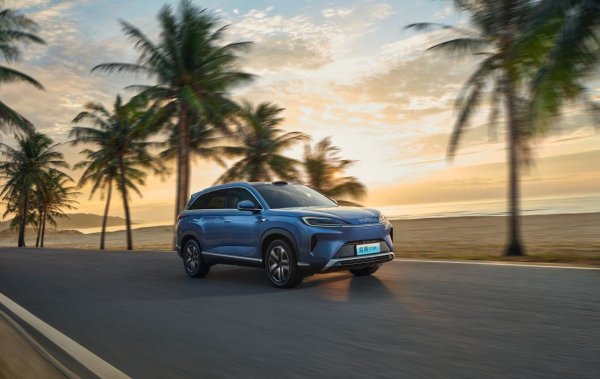 融可赢配资 标配云辇